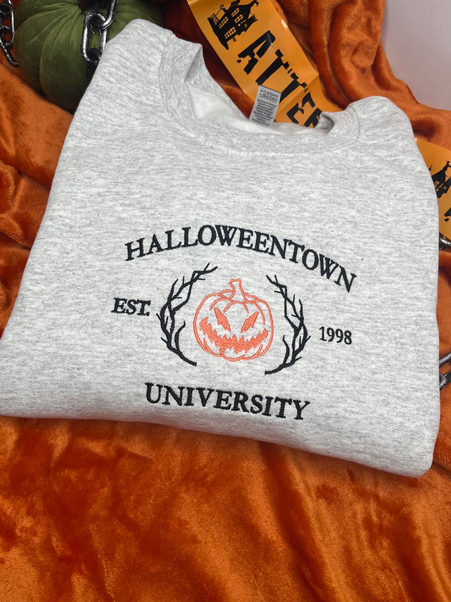 HALLOWEENTOWN UNIVERSITY EMBROIDERED SWEATSHIRT