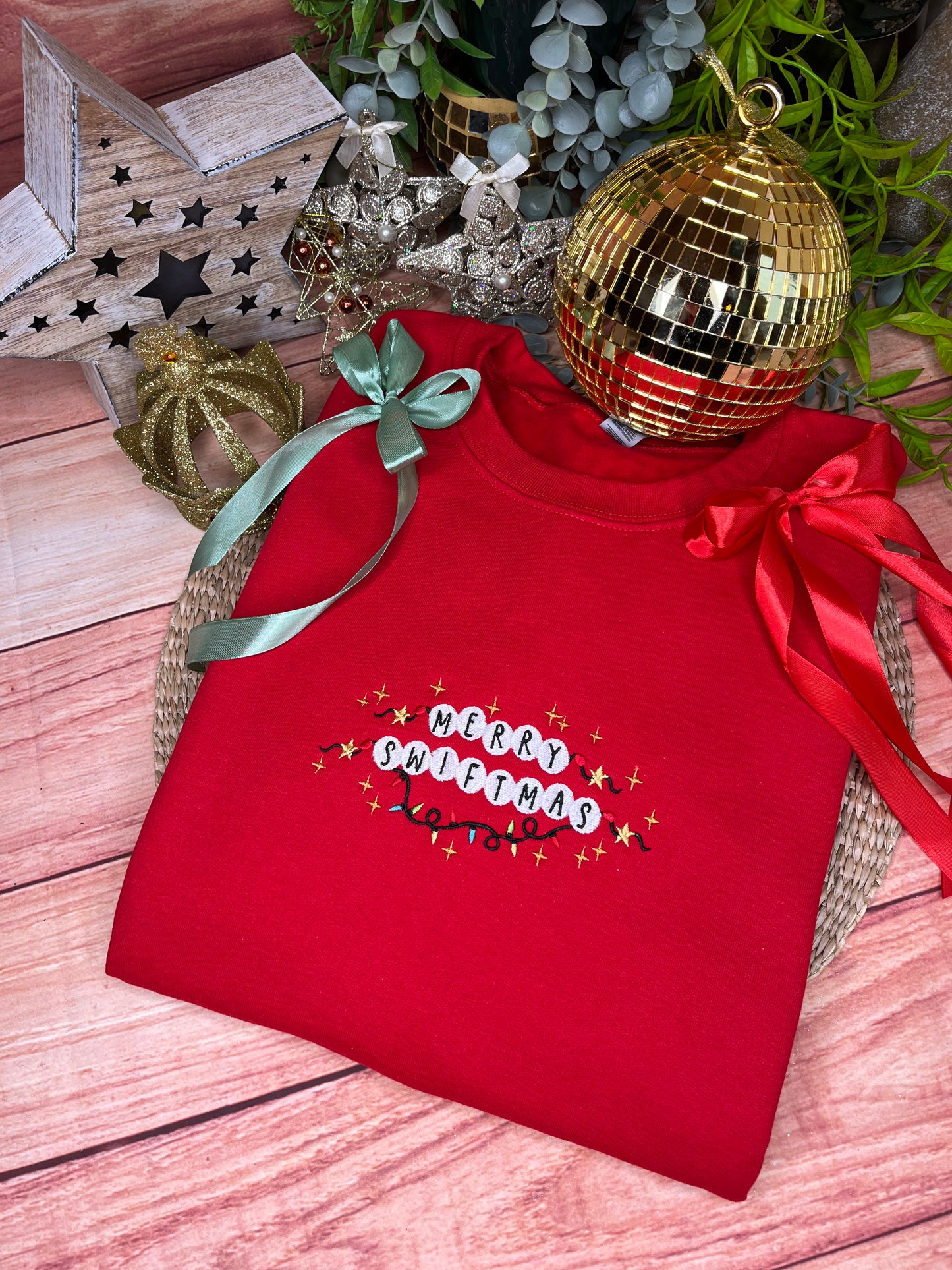 MERRY SWIFTMAS EMBROIDERED SWEATSHIRT
