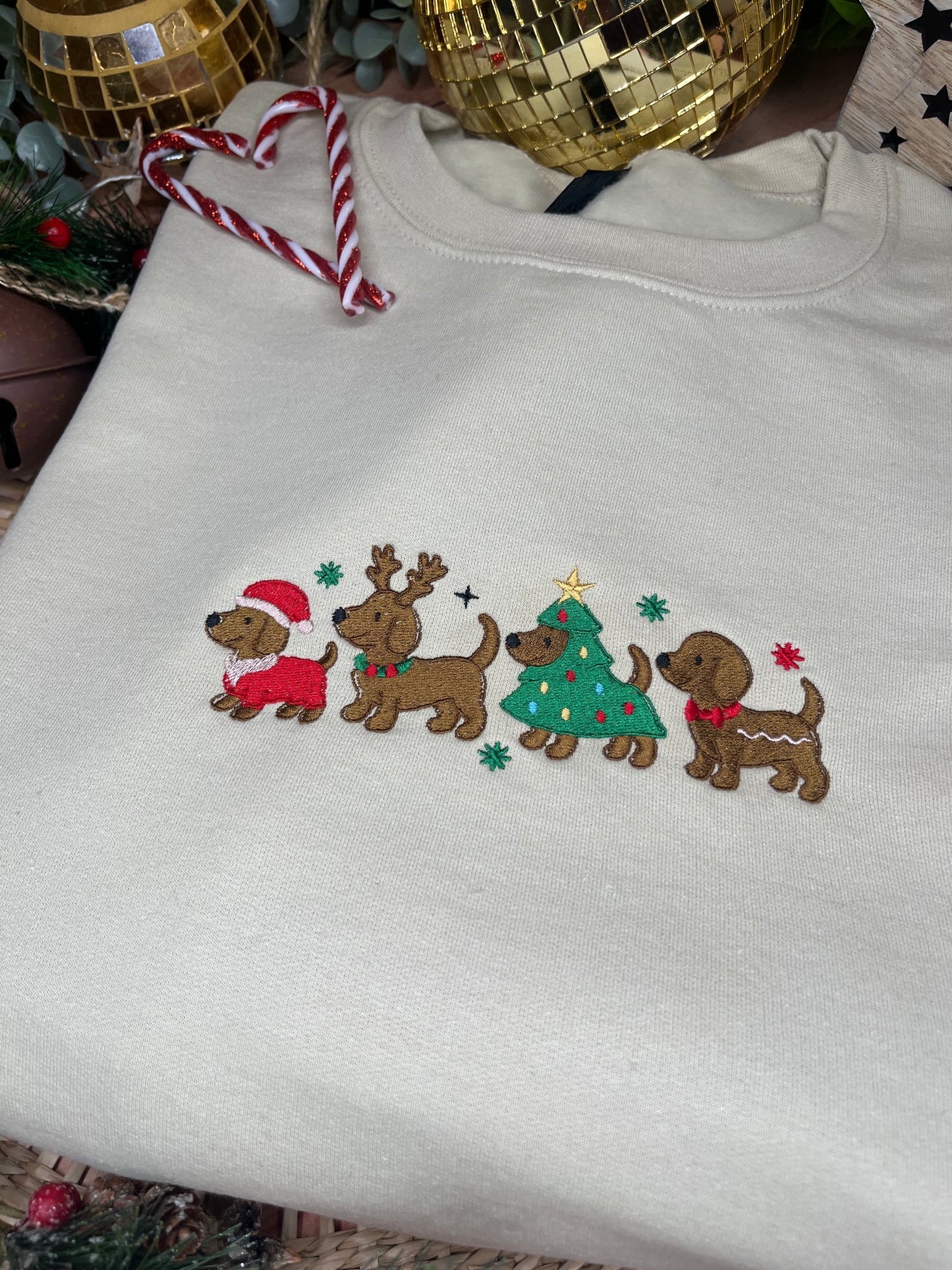 CHRISTMAS DACHSHUND SAUSAGE DOG EMBROIDERED SWEATSHIRT