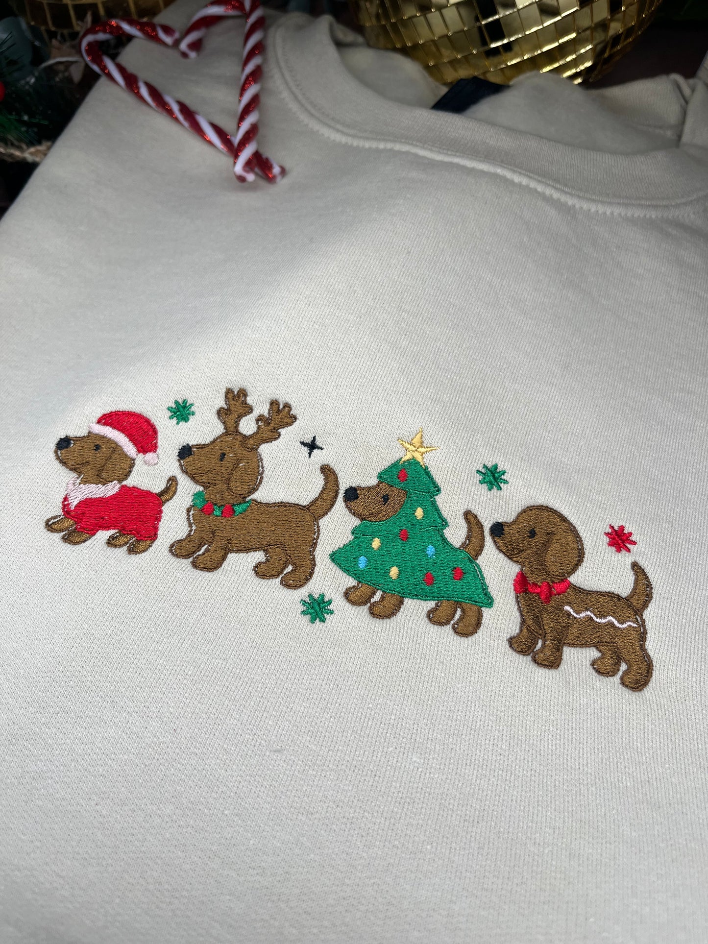 CHRISTMAS DACHSHUND SAUSAGE DOG EMBROIDERED SWEATSHIRT