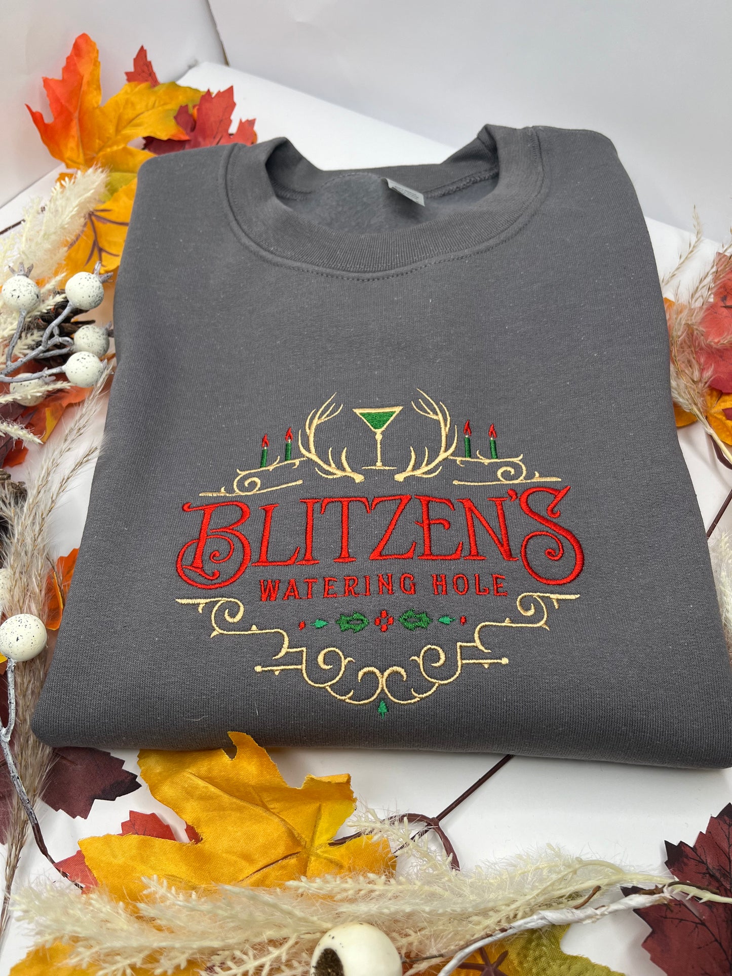 BLITZENS WATERING HOLE EMBROIDERED SWEATSHIRT
