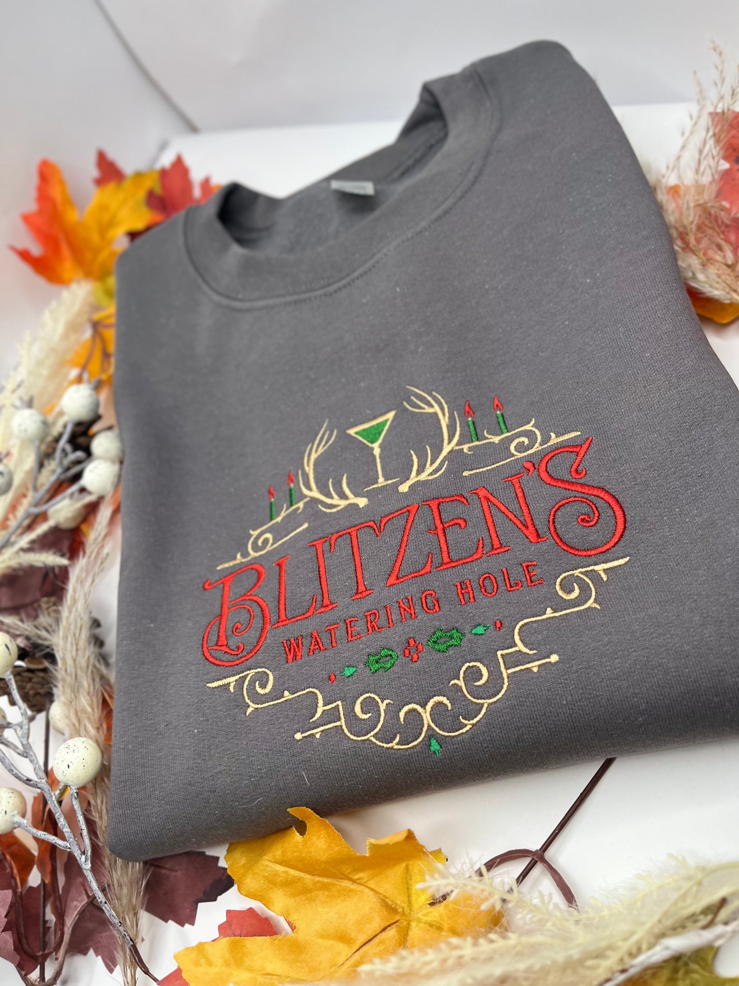 BLITZENS WATERING HOLE EMBROIDERED SWEATSHIRT