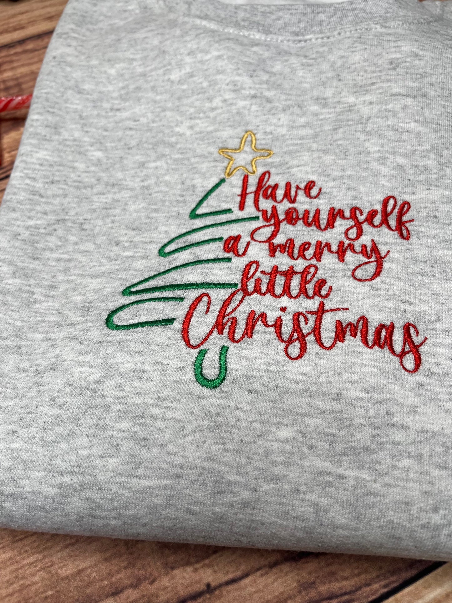 HAVE YOURSELF A MERRY LITTLE CHRISTMAS SWEATSHIRT SIZE MEDIUM