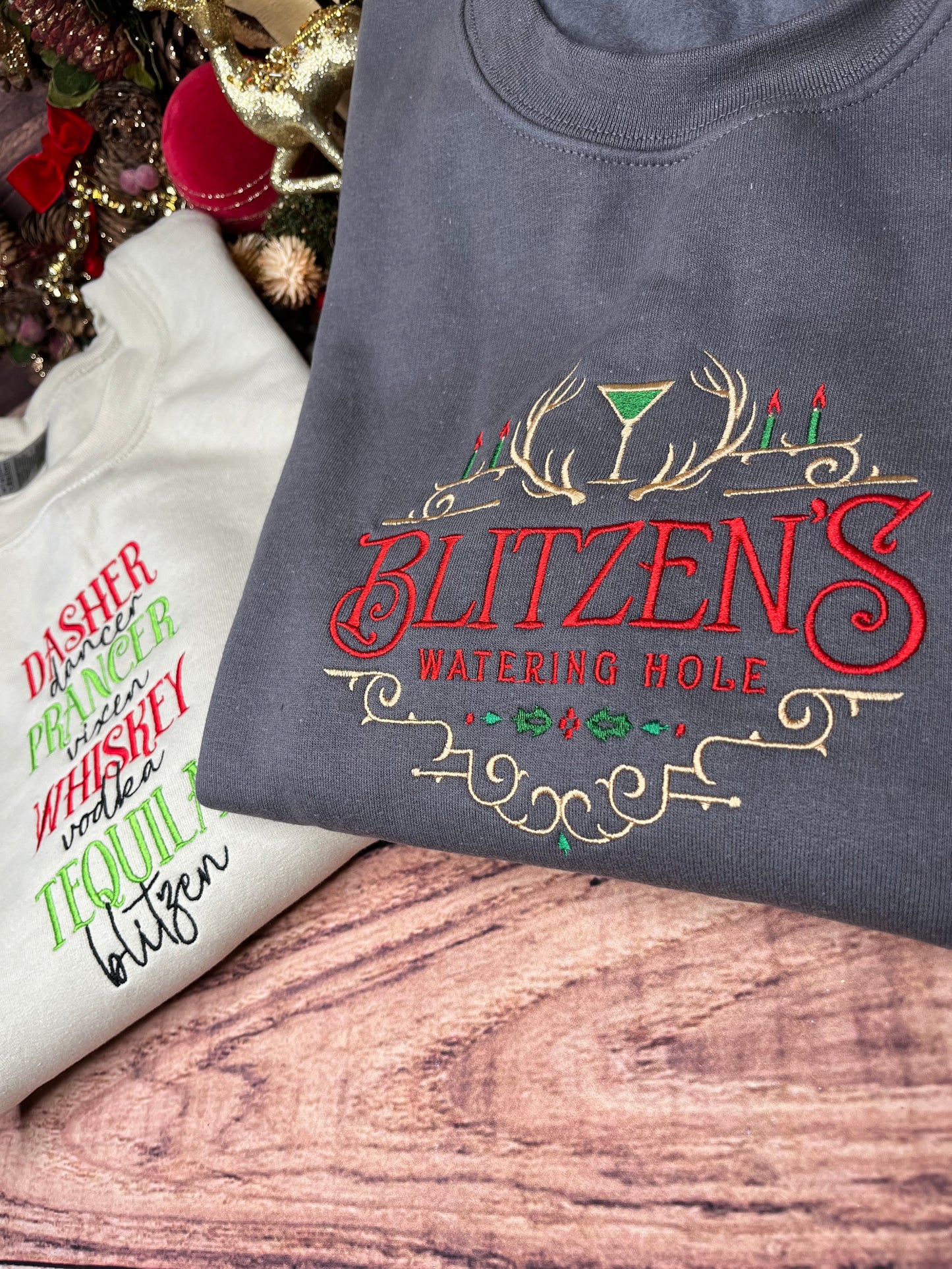 BLITZENS WATERING HOLE EMBROIDERED SWEATSHIRT