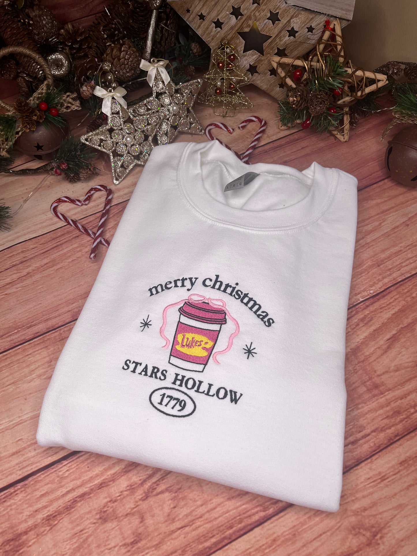 GILMORE GIRLS CHRISTMAS COFFEE CUP EMBROIDERED SWEATSHIRT