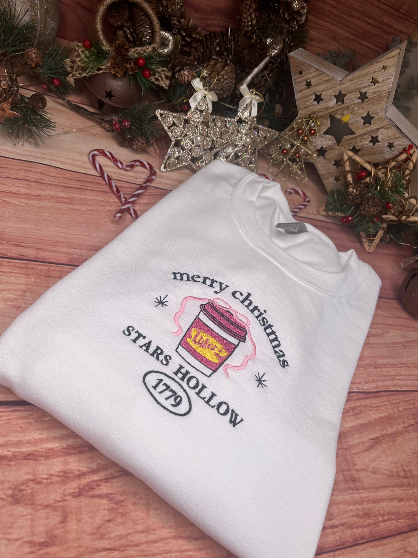 GILMORE GIRLS CHRISTMAS COFFEE CUP EMBROIDERED SWEATSHIRT