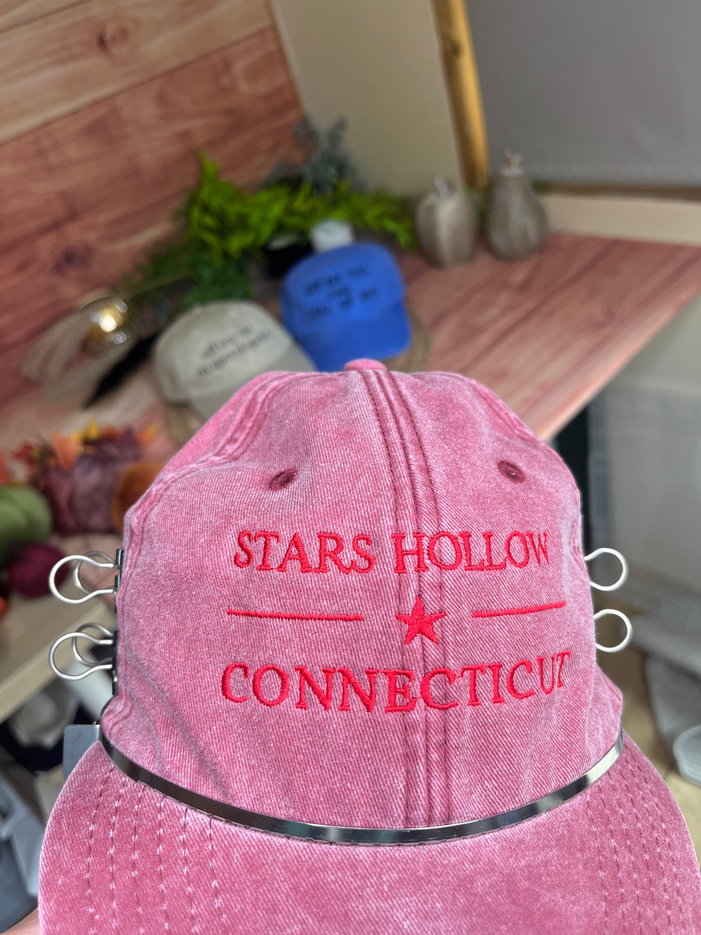STARS HOLLOW EMBROIDERED CAP