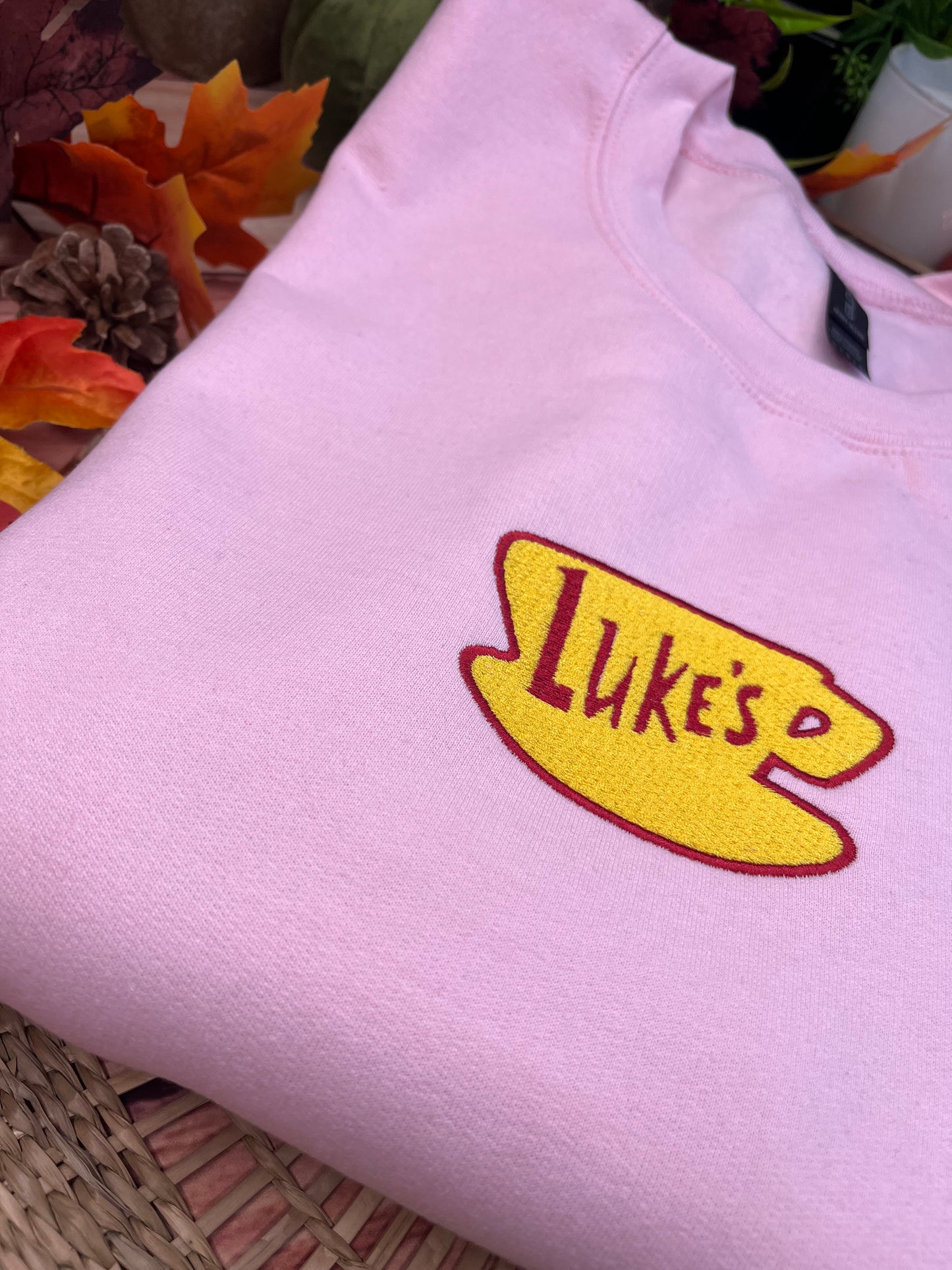 LUKES DINER EMBROIDERED SWEATSHIRT