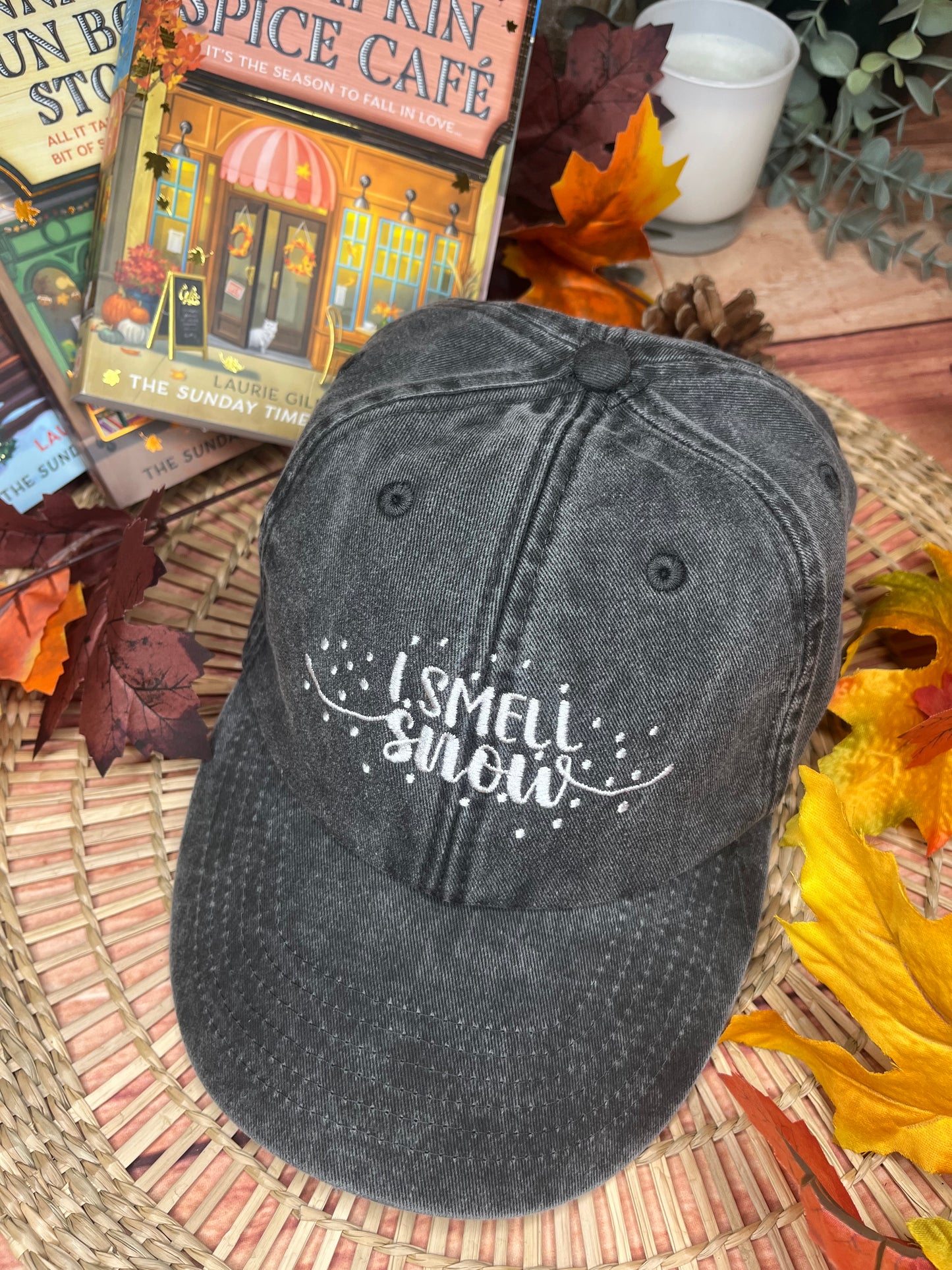 I SMELL SNOW EMBROIDERED CAP