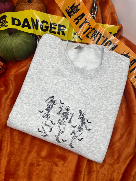 SKELETON EMBROIDERED DANCING SWEATSHIRT