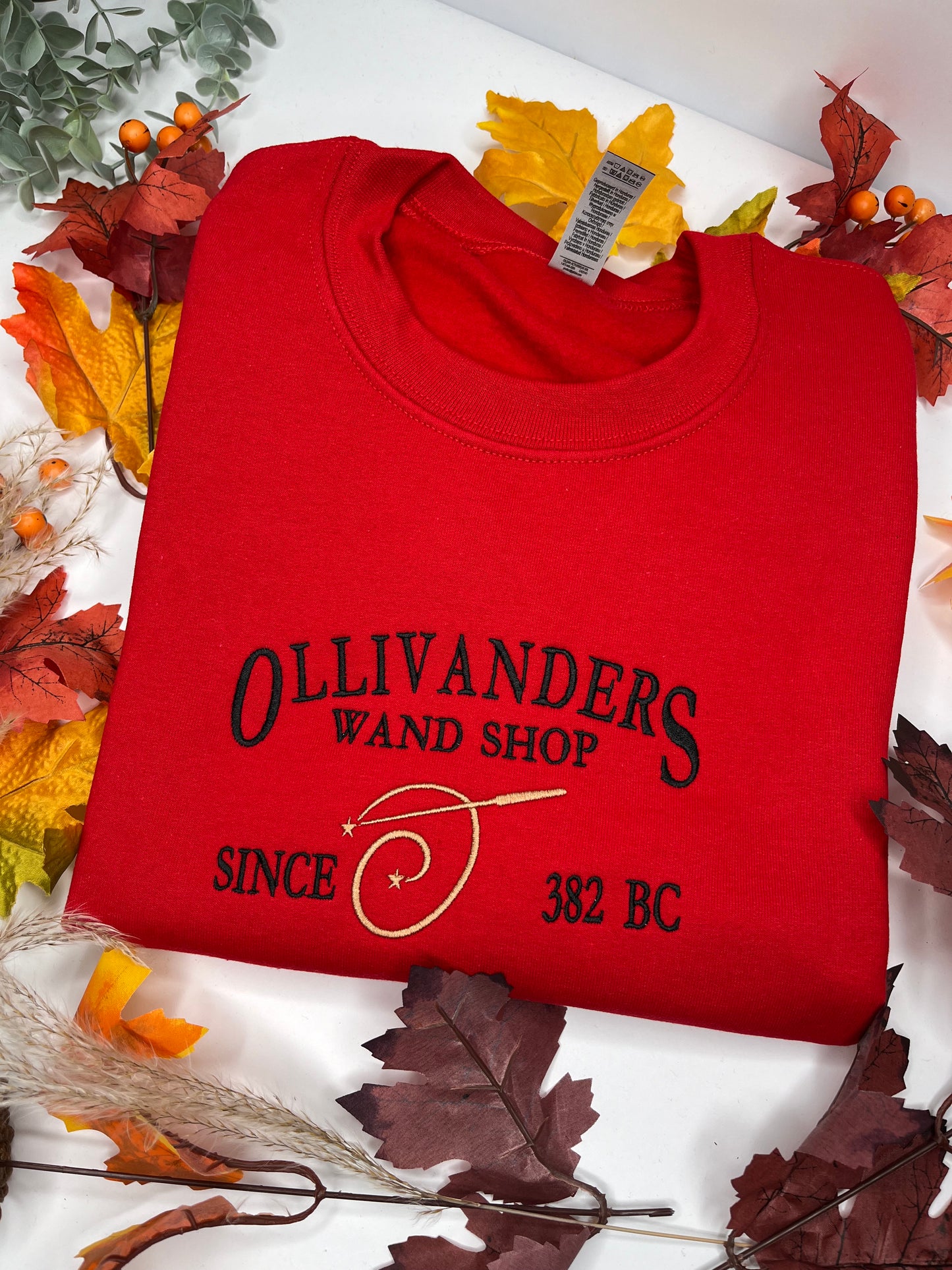 OLLIVANDERS WAND SHOP (Harry Potter) SWEATSHIRT