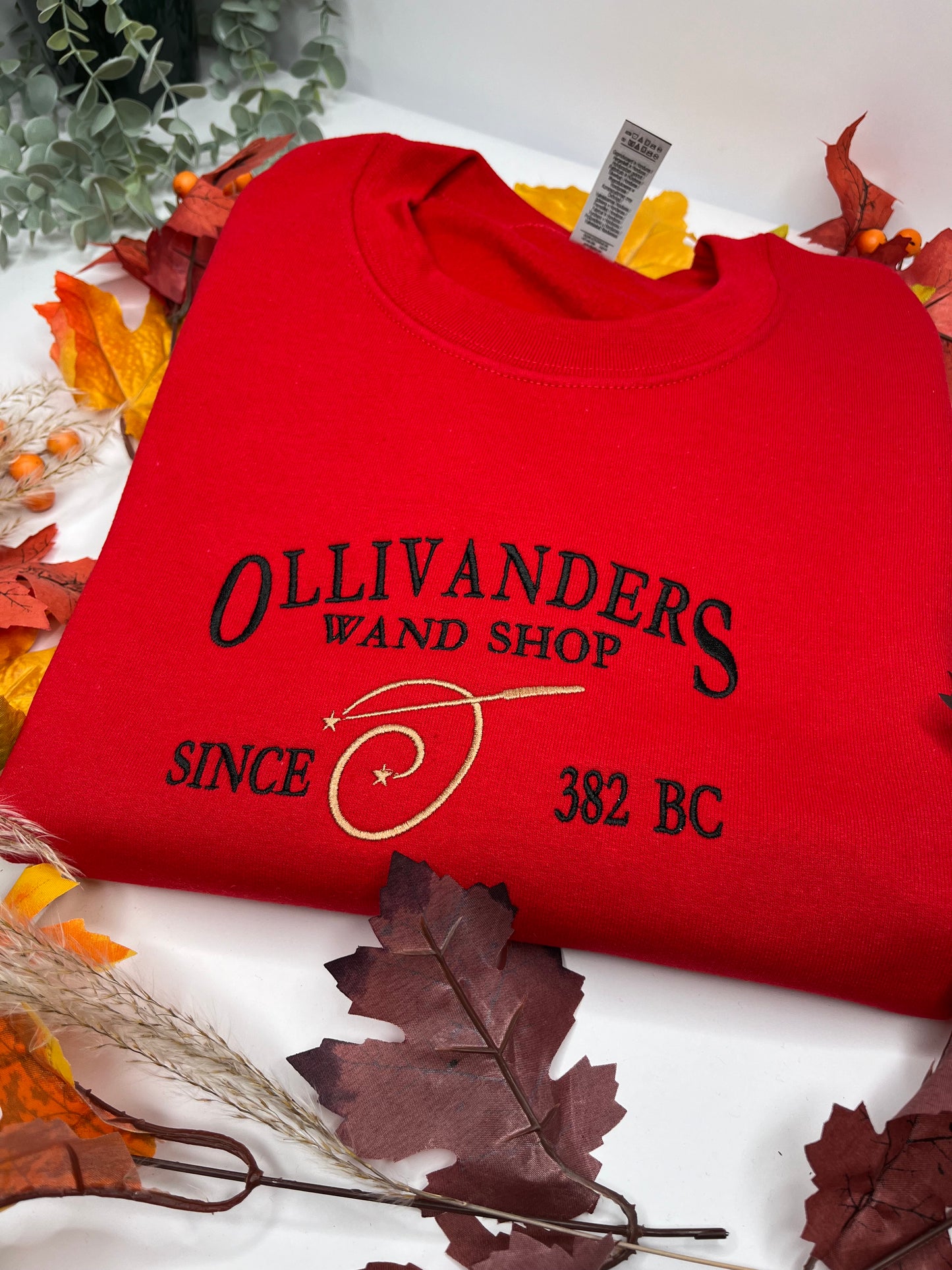 OLLIVANDERS WAND SHOP (Harry Potter) SWEATSHIRT