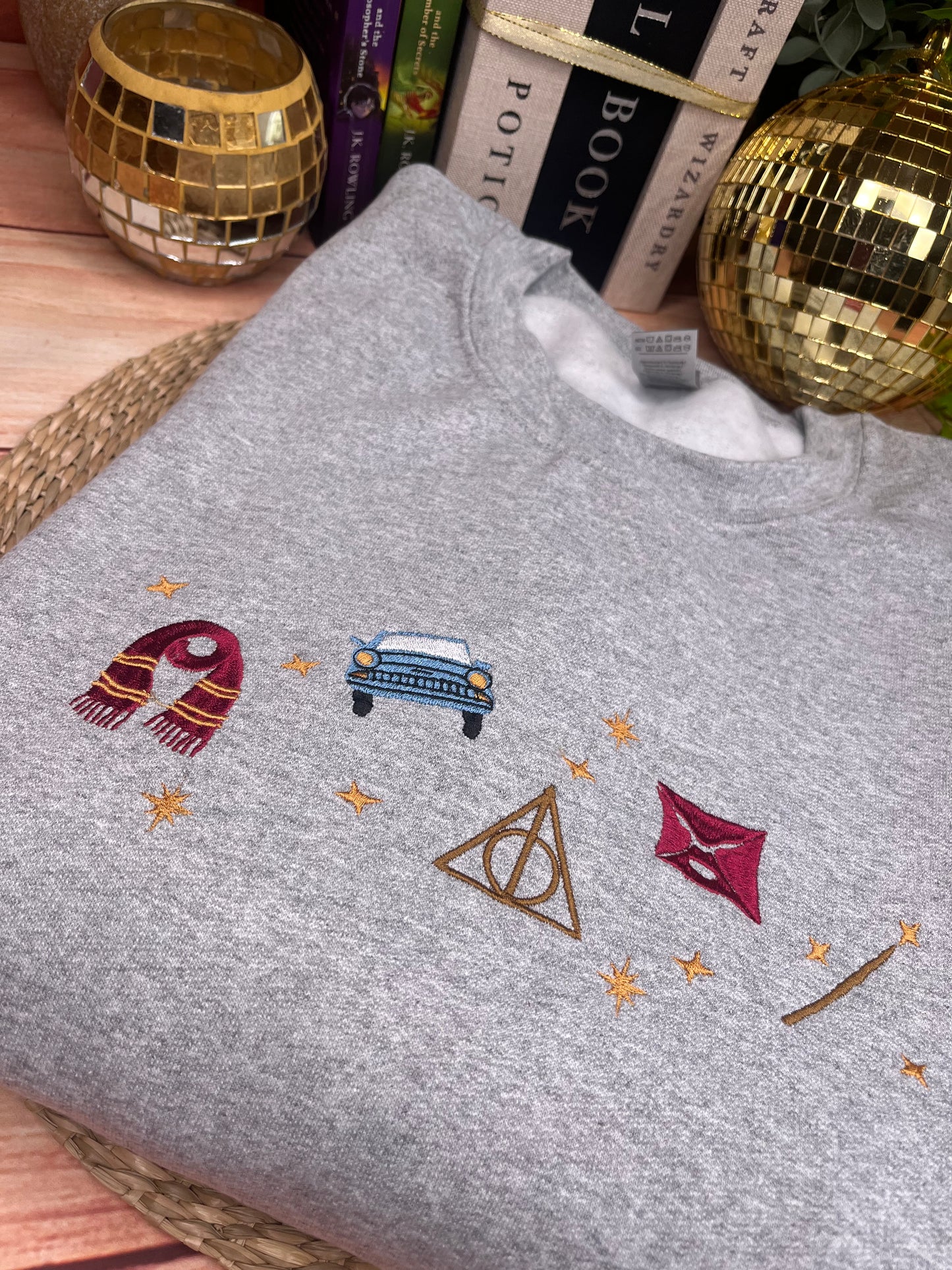 HARRY POTTER ICONS HALLOWS EMBROIDERED SWEATSHIRT