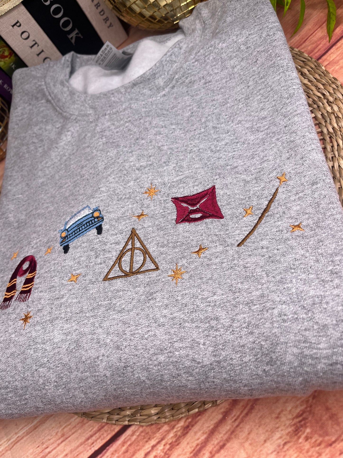 HARRY POTTER ICONS HALLOWS EMBROIDERED SWEATSHIRT