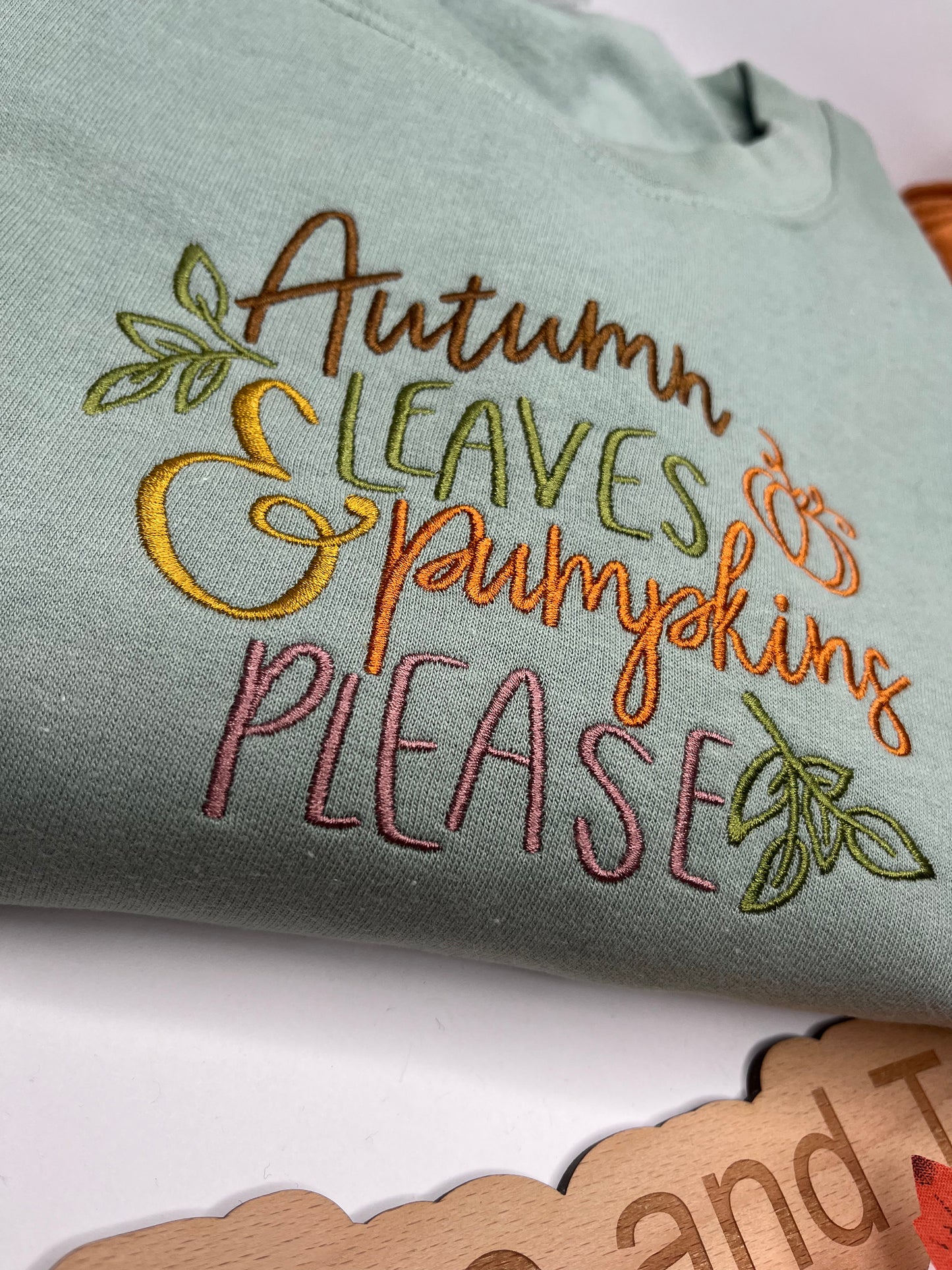 LEAVES AND PUMPKINS PLEASE