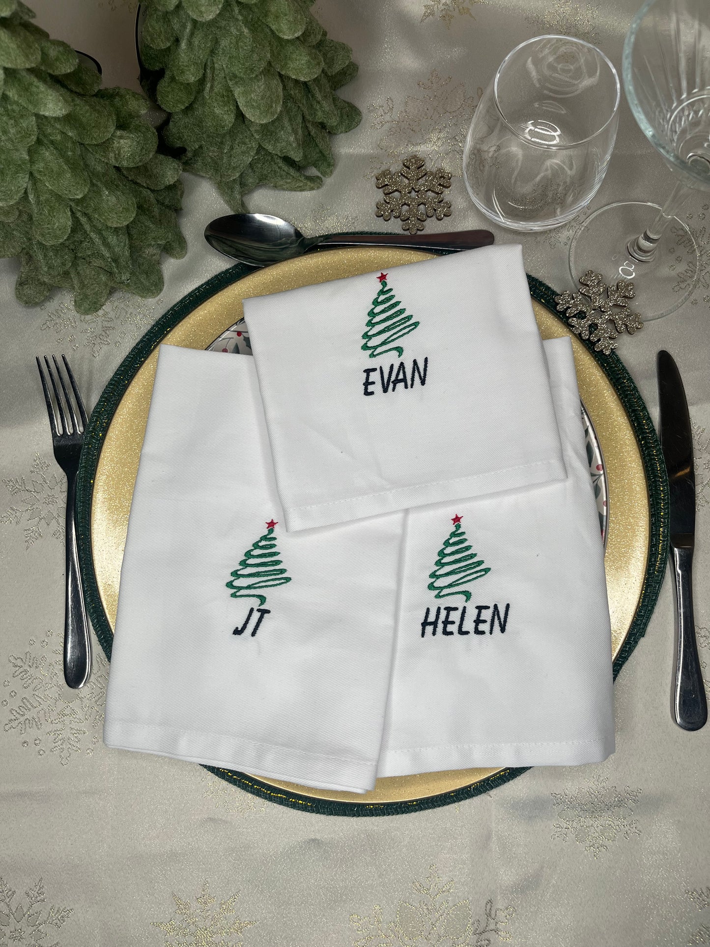 PERSONALISED CHRISTMAS TREE AND NAME NAPKIN