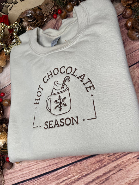 HOT CHOCOLATE SEASON EMBROIDERED SWEATSHIRT