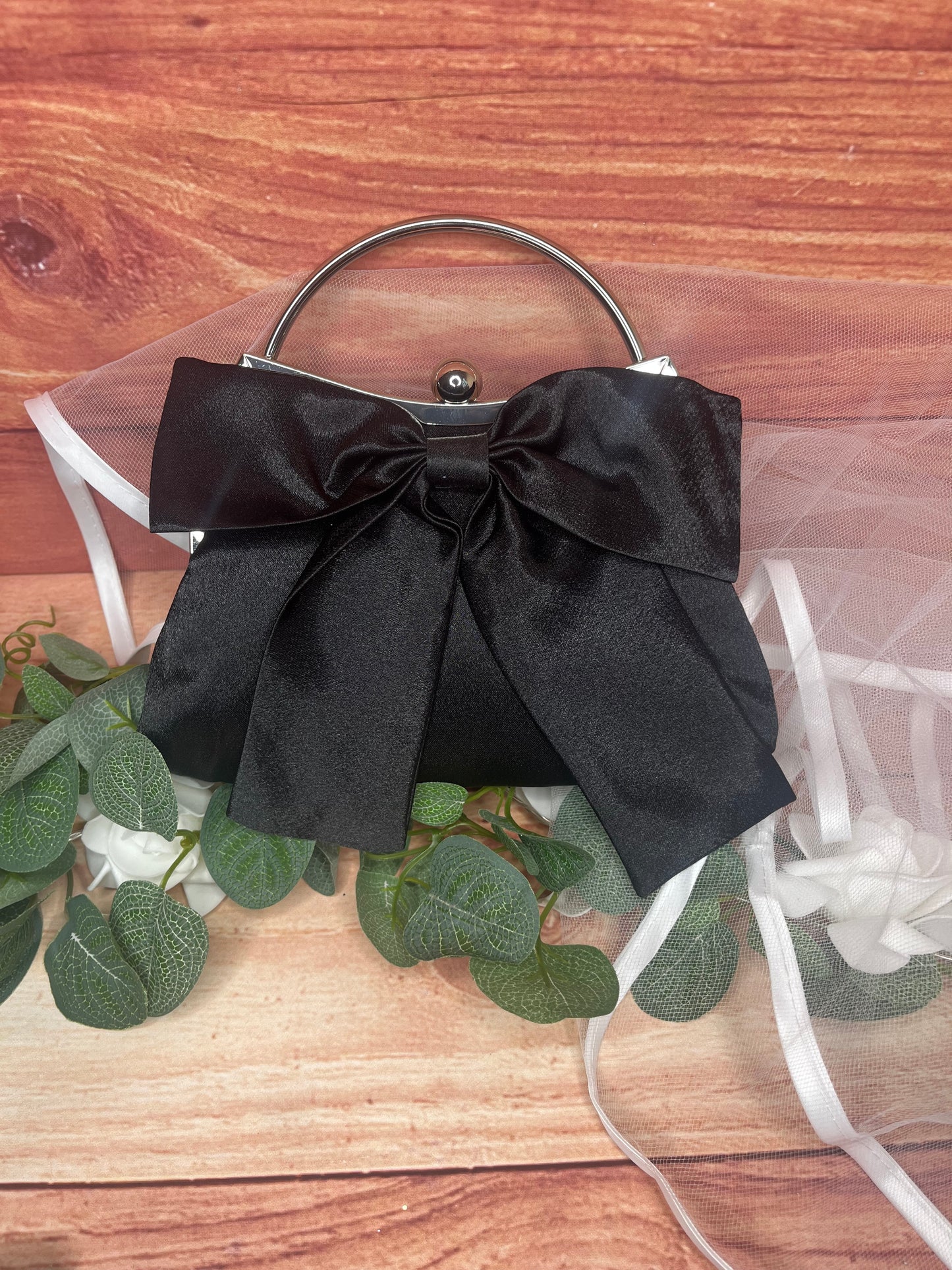 PERSONALISED WHITE OR BLACK BRIDAL BOW CLUTCH WITH LONG STRAP