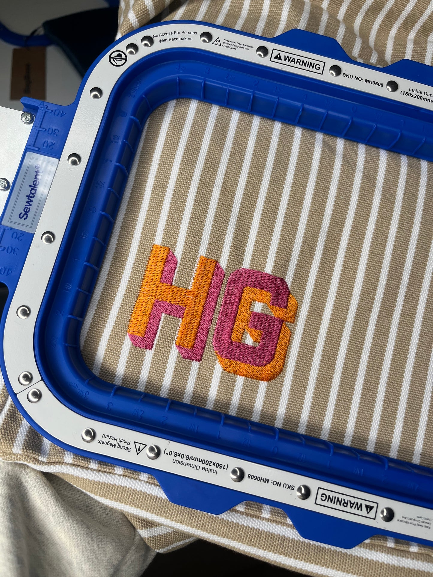 EMBROIDERED SHADOW FONT STRIPE OVERSIZED BAG