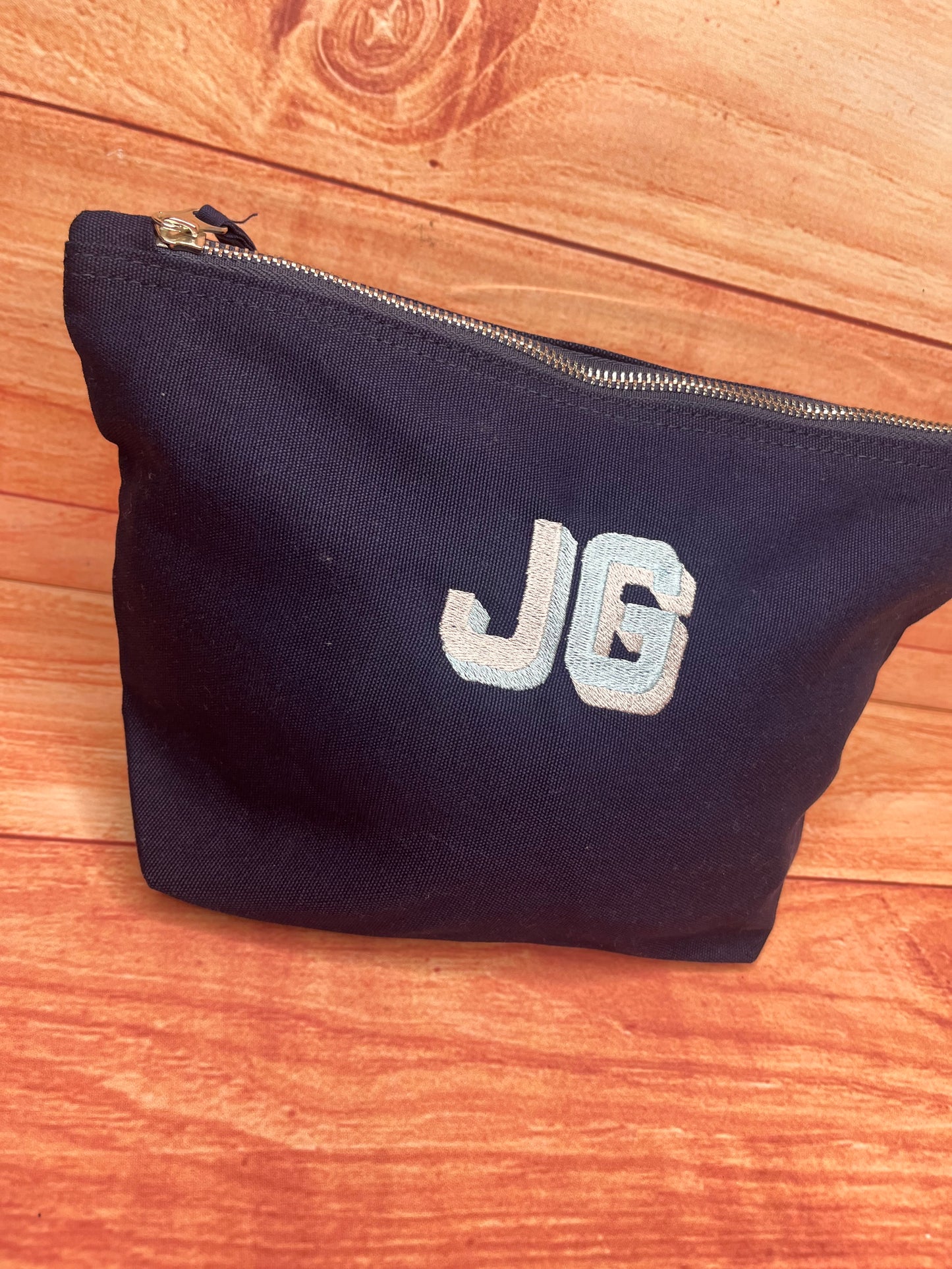 EMBROIDERED SHADOW FONT CANVAS INITIAL POUCH (Copy)
