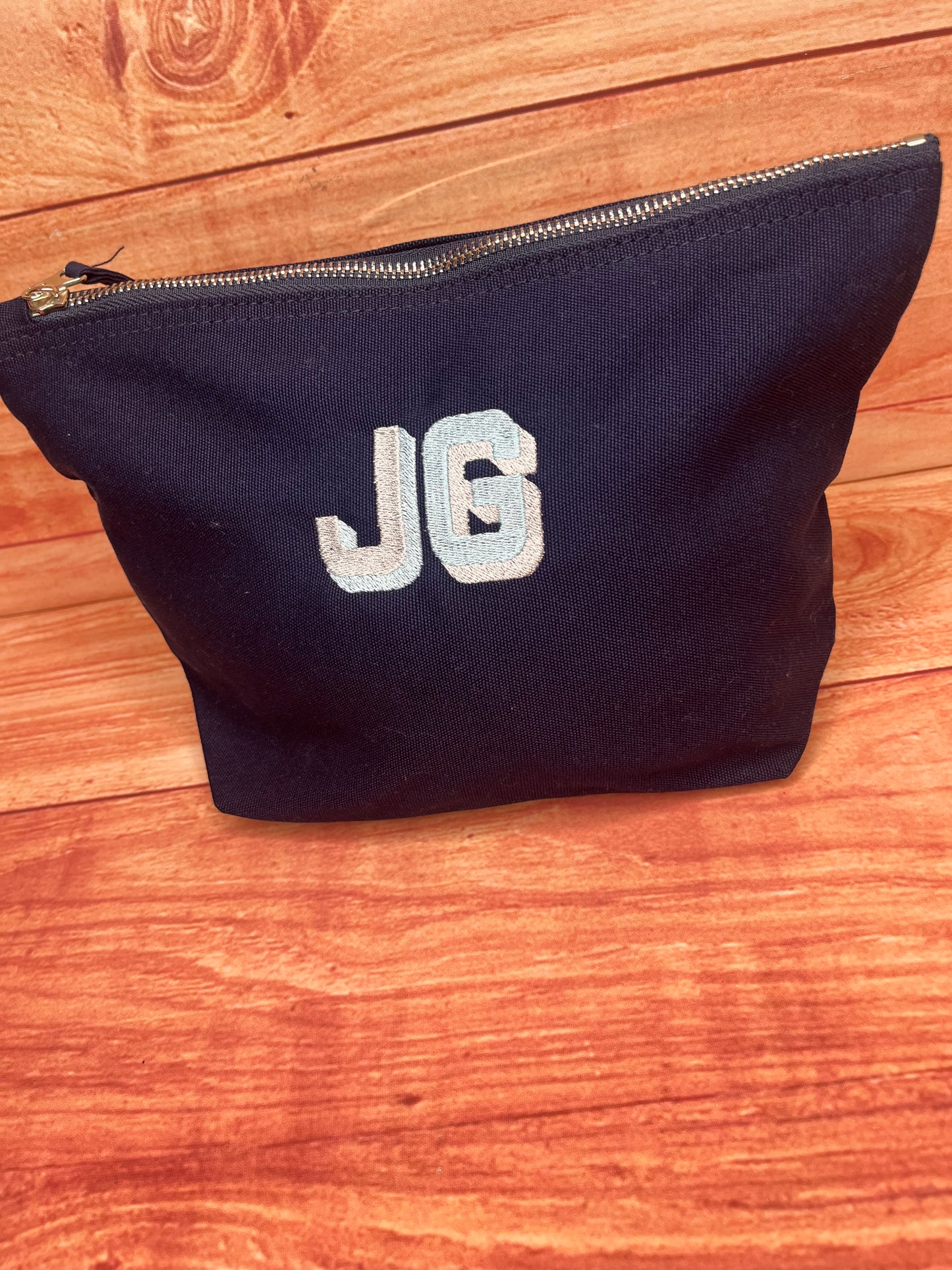 EMBROIDERED SHADOW FONT CANVAS INITIAL POUCH (Copy)