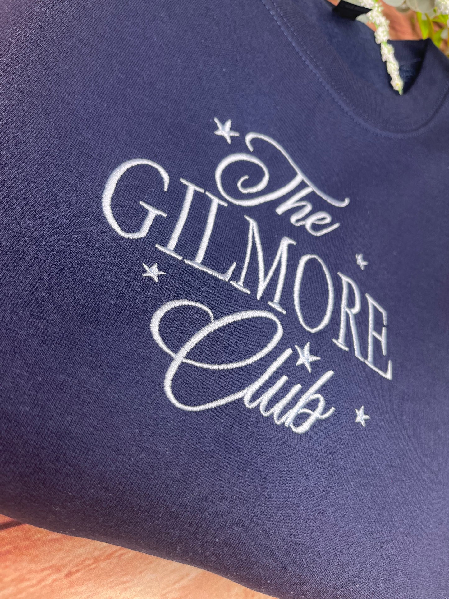 THE GILMORE CLUB EMBROIDERED SWEATSHIRT
