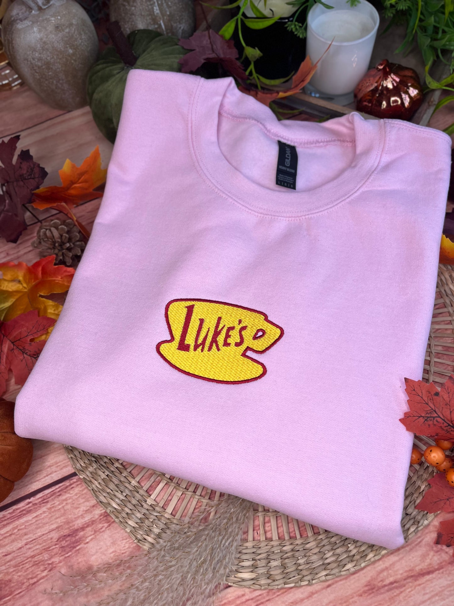 LUKES DINER EMBROIDERED SWEATSHIRT