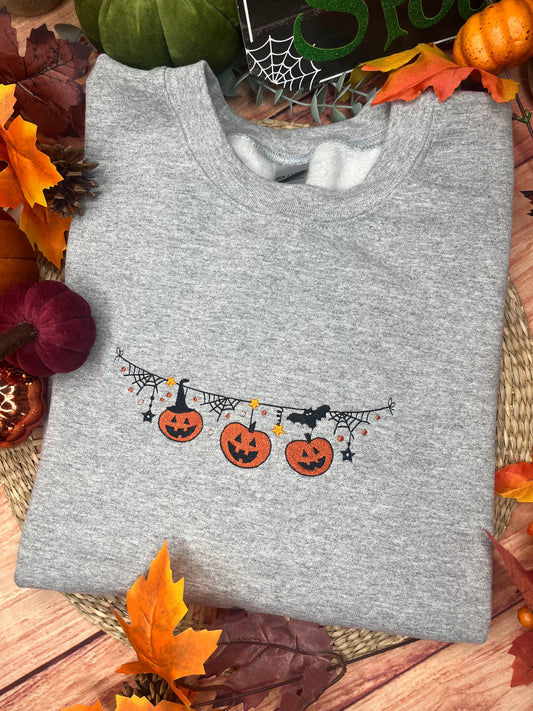 PUMPKIN GARLAND EMBROIDERED SWEATSHIRT