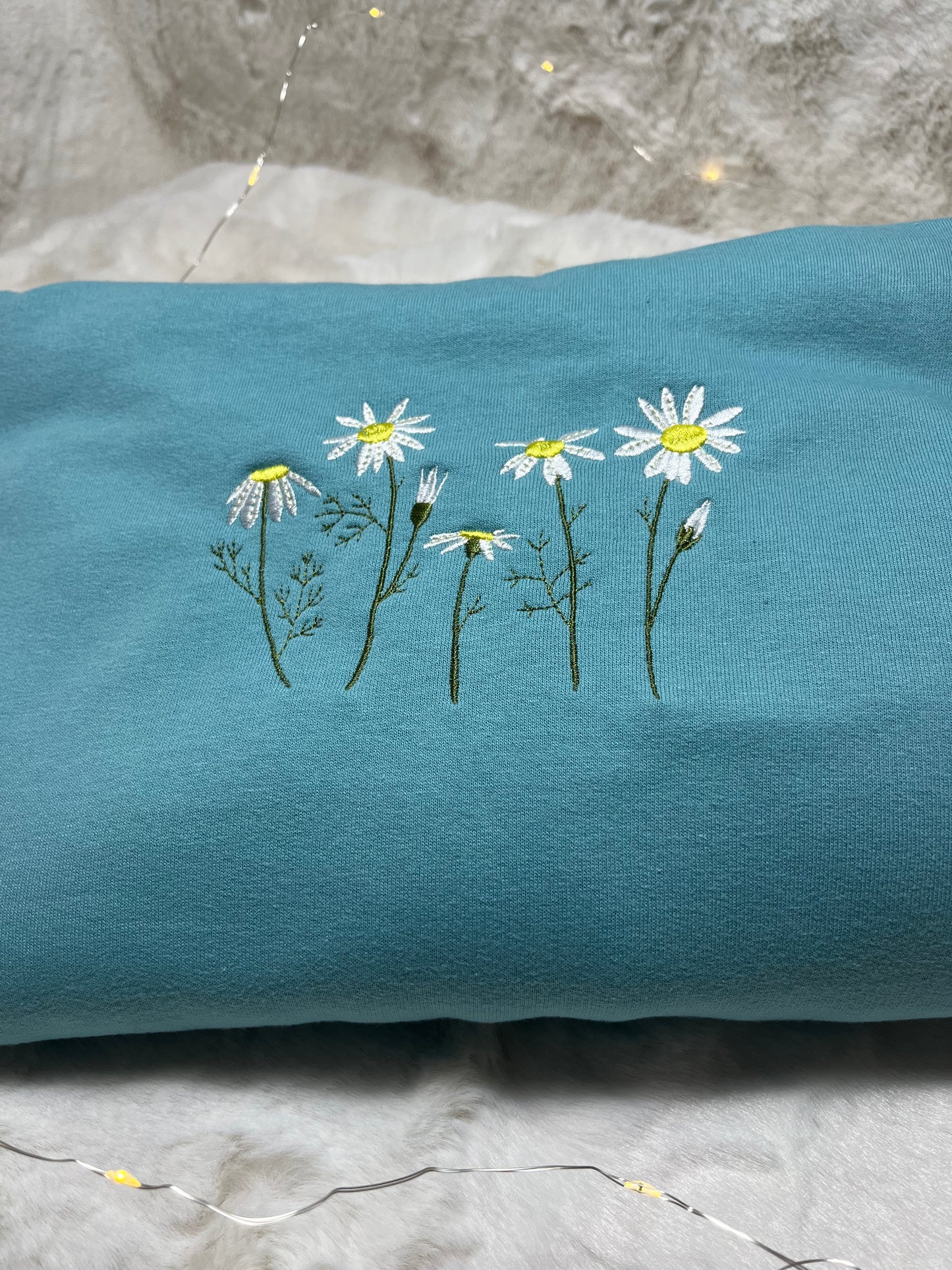 DAISY HOODIE IN SEAFOAM BLUE SIZE MEDIUM